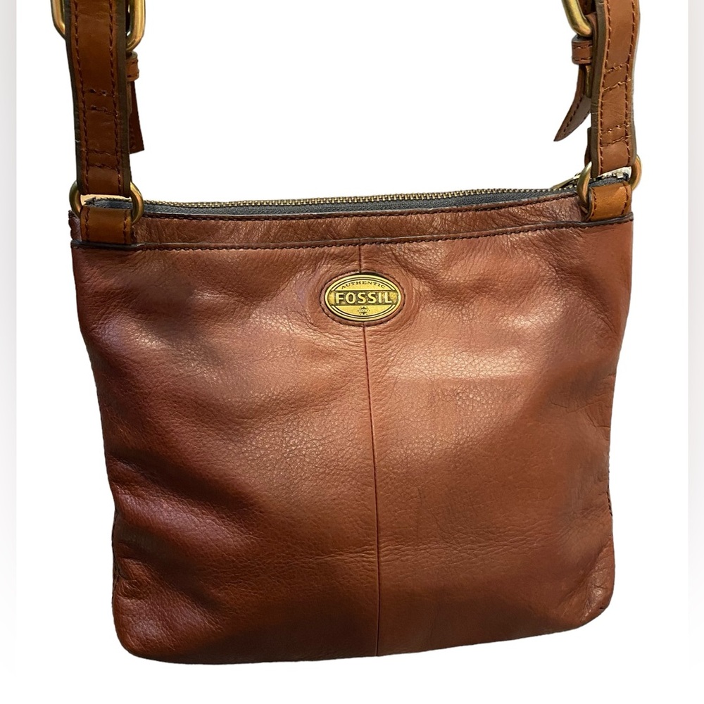 FOSSIL Explorer Crossbody Purse Women's Brown Leather Zipper GREAT CONDITION!!